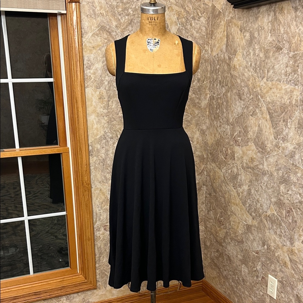 Boohoo Elegant Black Midi Dress